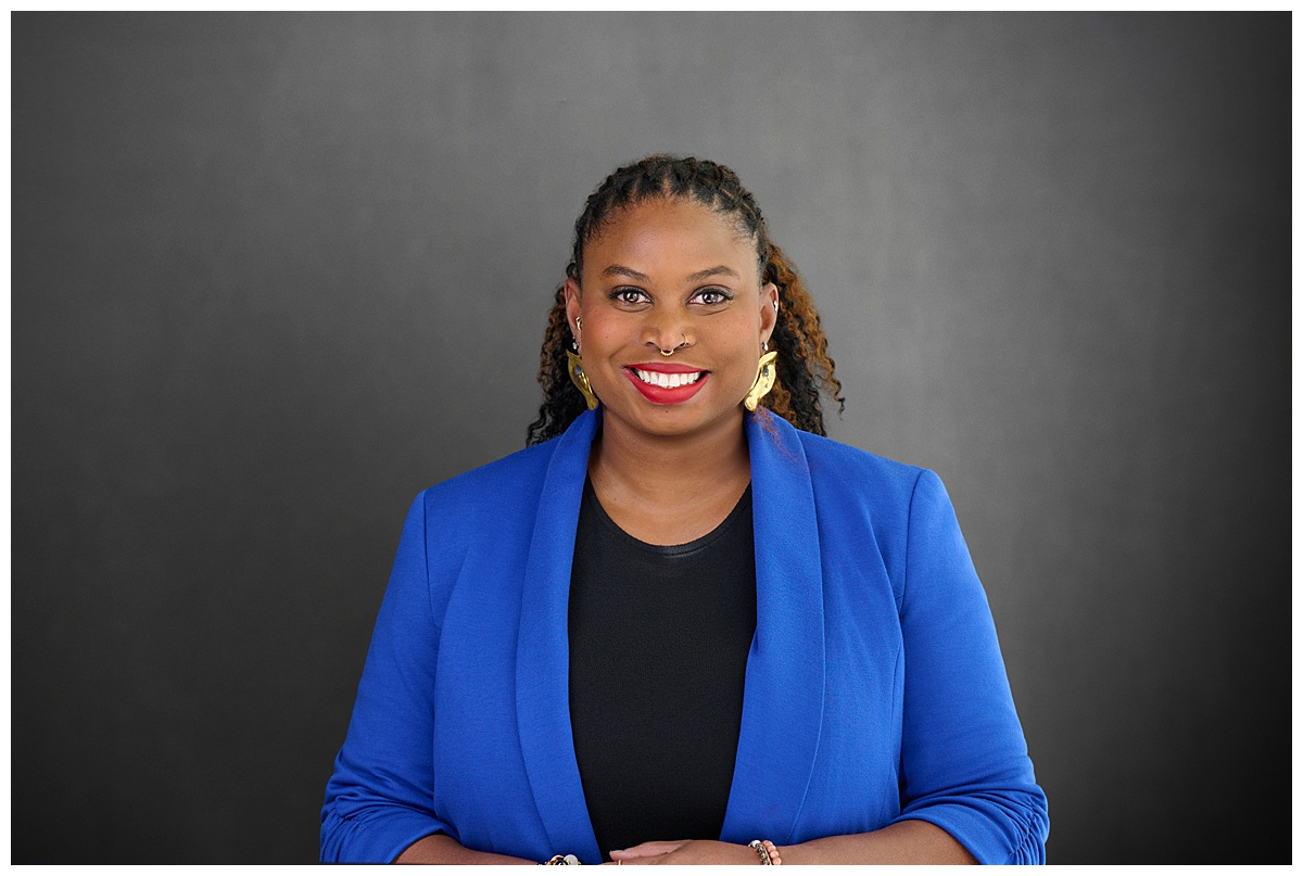 Female Executive Headshot Photographer